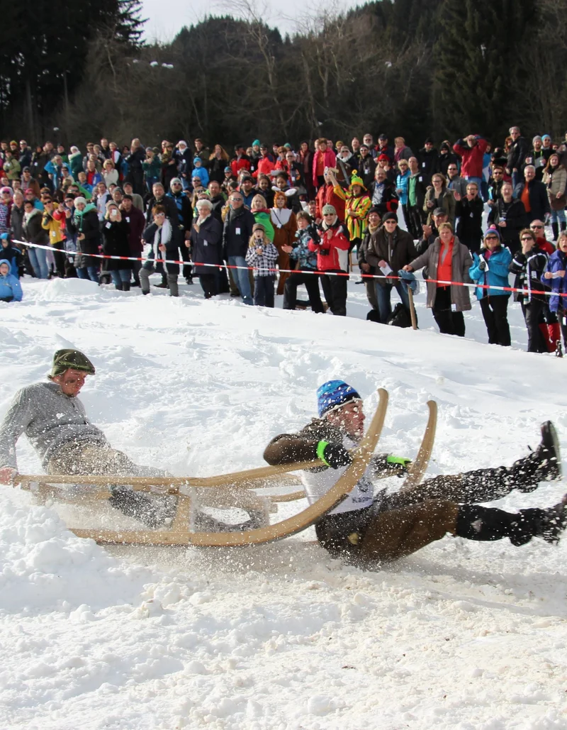 Hörnerschlitten-Rennen Pfronten, Bayern Schalenggen Rennen Pfronten im Allgäu.