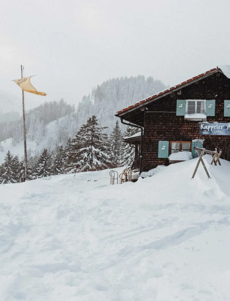Kappeler Alp Die Kappeler Alp in einer idyllisch verschneiten Winterlandschaft.
