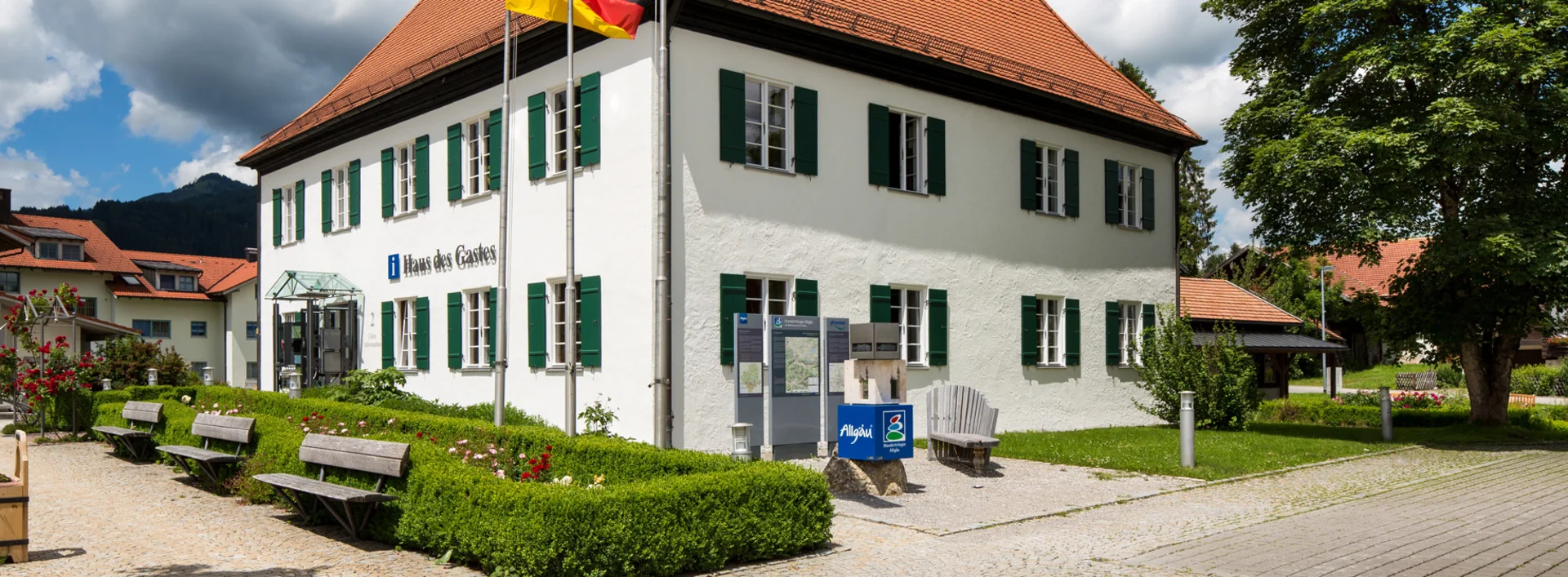 Haus des Gastes in Pfronten im Allgäu Die Gästeinformation in Pfronten-Ried.